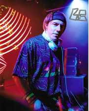 * LIQUID STRANGER * signed 8x10 photo * LOST IN THE SAUCE * COA *