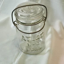 Vintage Atlas E-Z Seal Glass Pint Canning Jar with Lid