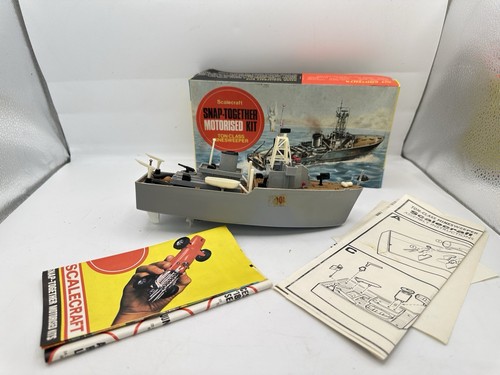 SCALECRAFT Ton Class Mine Sweeper snap together Kit with motorised engine