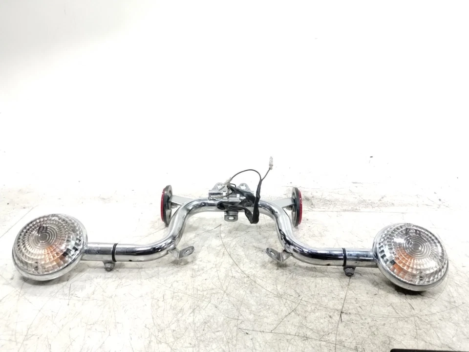 99-09 雅马哈 V Star XVS1100 经典后灯杆左右转弯信号 — 第 2/4 张图片