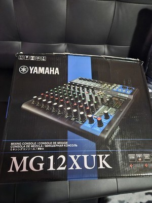 Yamaha MG12XUK 12-Channel Analog Mixer