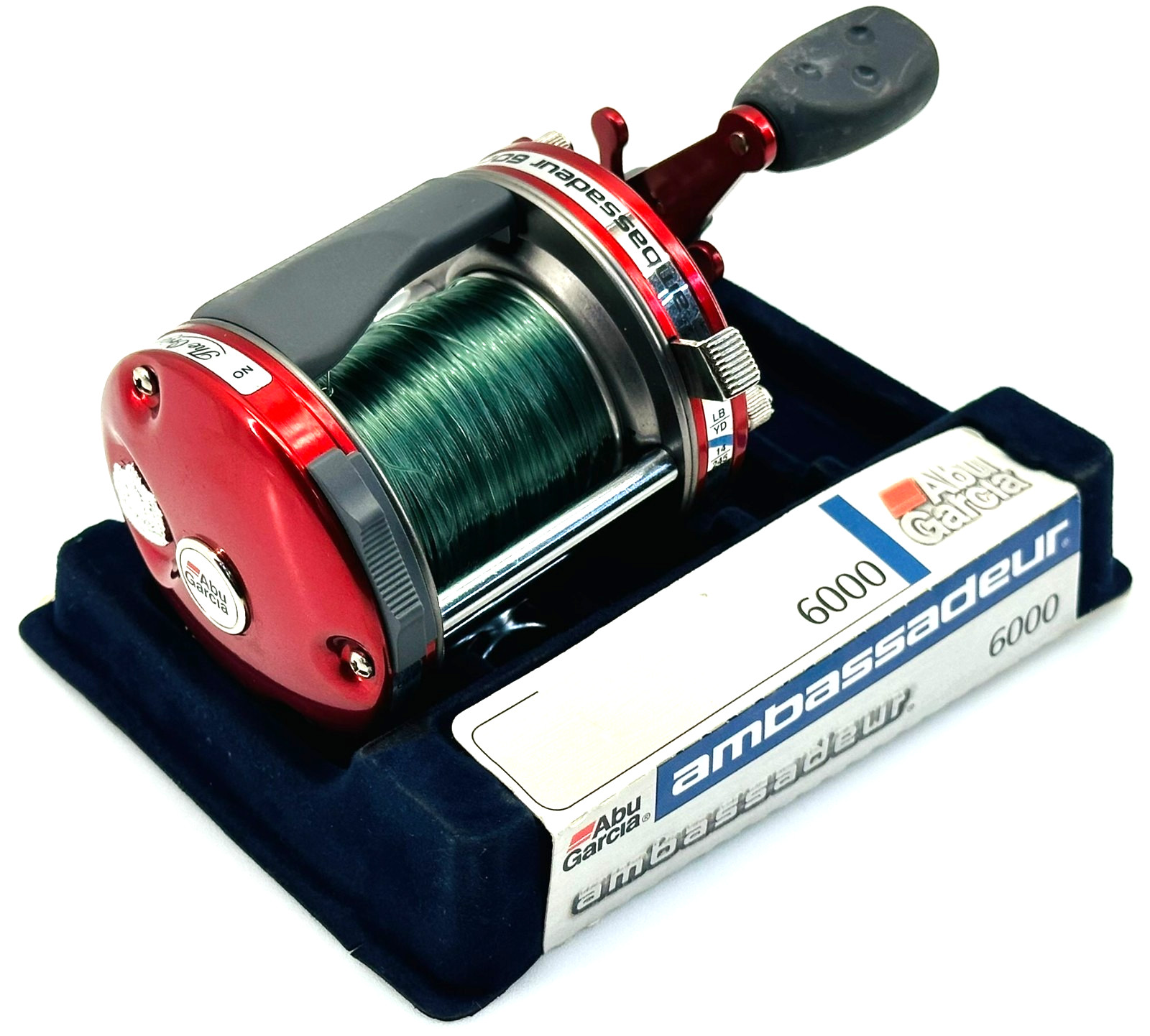 Abu Garcia Ambassadeur 6000 Red Baitcaster