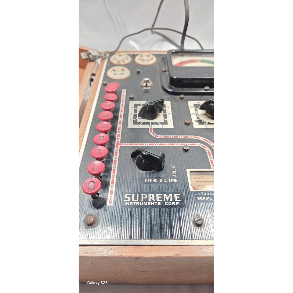 Probador de tubos Supreme Modelo 503 instrumento electrónico vintage con estuche de madera Foto 3 de 4
