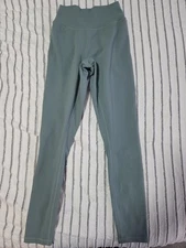 P’tula Purelux (Sierra) Leggings Small 25in inseam Green
