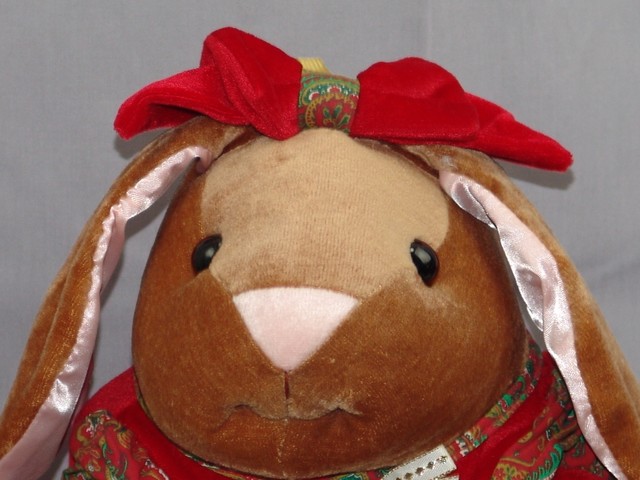 BIG MARGERY WILLIAMS THE VELVETEEN RABBIT STORYBOOK PLUSH GIRL RED 