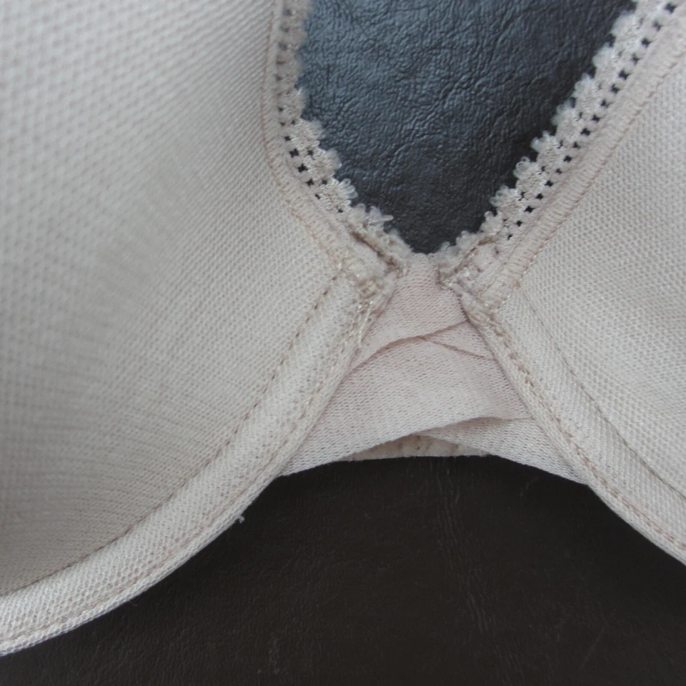 Sujetador On Gossamer 34C Rosa Acolchado Con Aros Cierre Ajustable Espalda Foto 3 de 4