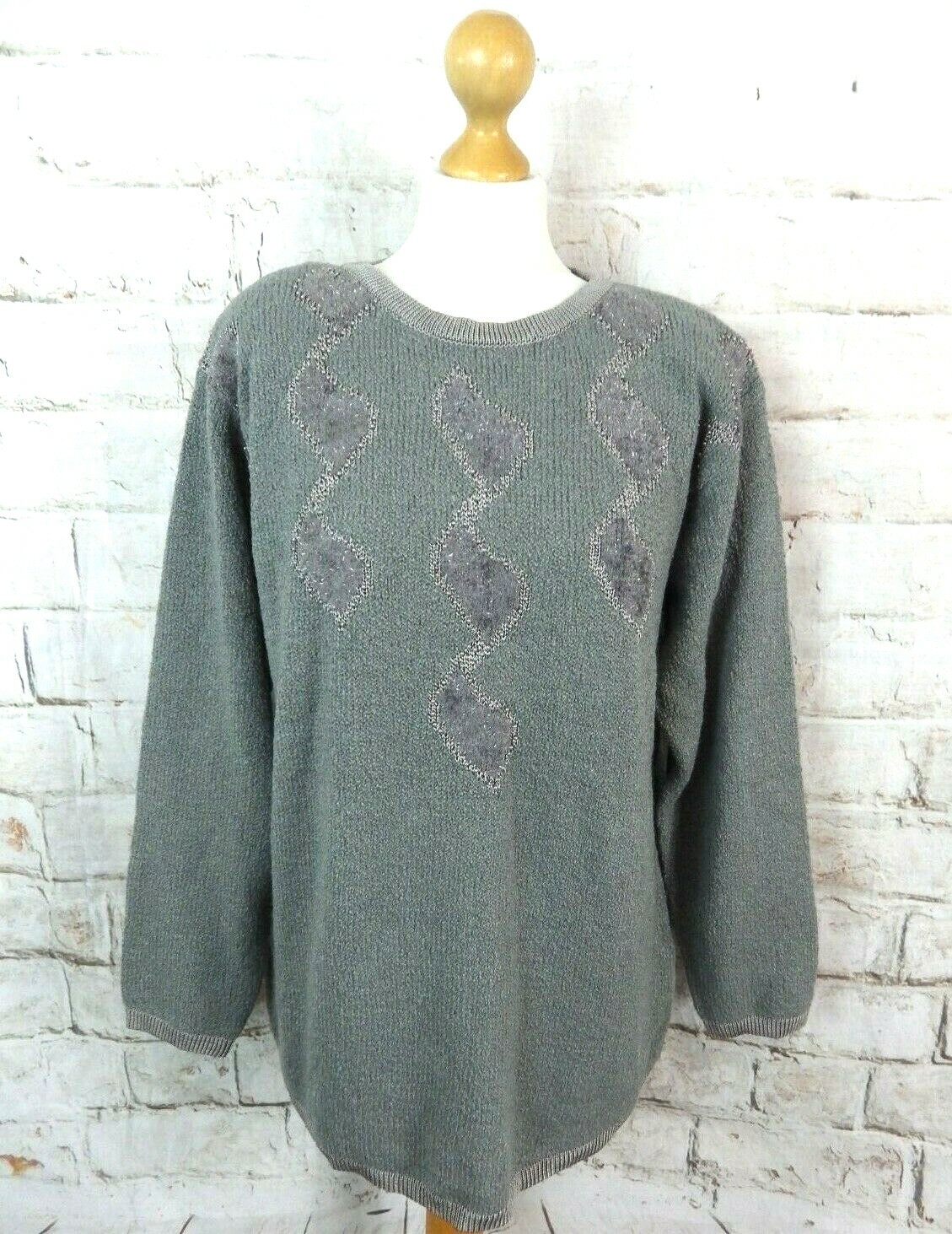 Foto 1 di 12