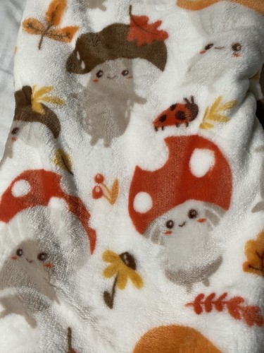 Whimsical Happy Mushroom Print Blanket Plush Throw 50X60” New Soft Fall Autumn - Picture 5 of 10