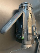 Canon VIXIA HF G21 Full HD Camcorder with Adorama Slinger carrying case