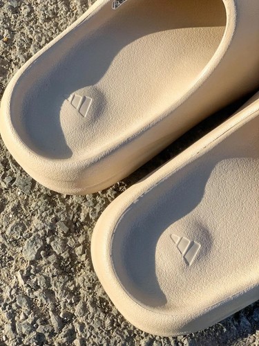 Adidas Yeezy Slide 'Pure' US Men‘s Sizes 9-13 - 第 4/5 張圖片
