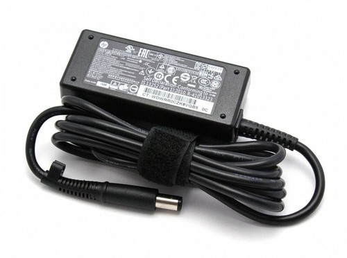 ** RESTPOSTEN ** 10 x Original HP 45W /40W, 19V Standard Pin Laptop Ladegeräte RESTPOSTEN