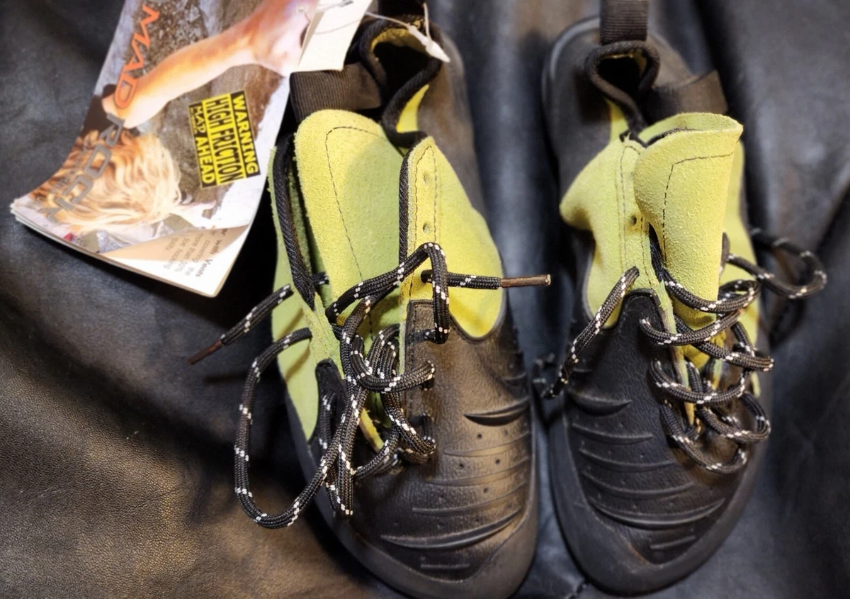Hooker sneakers deals