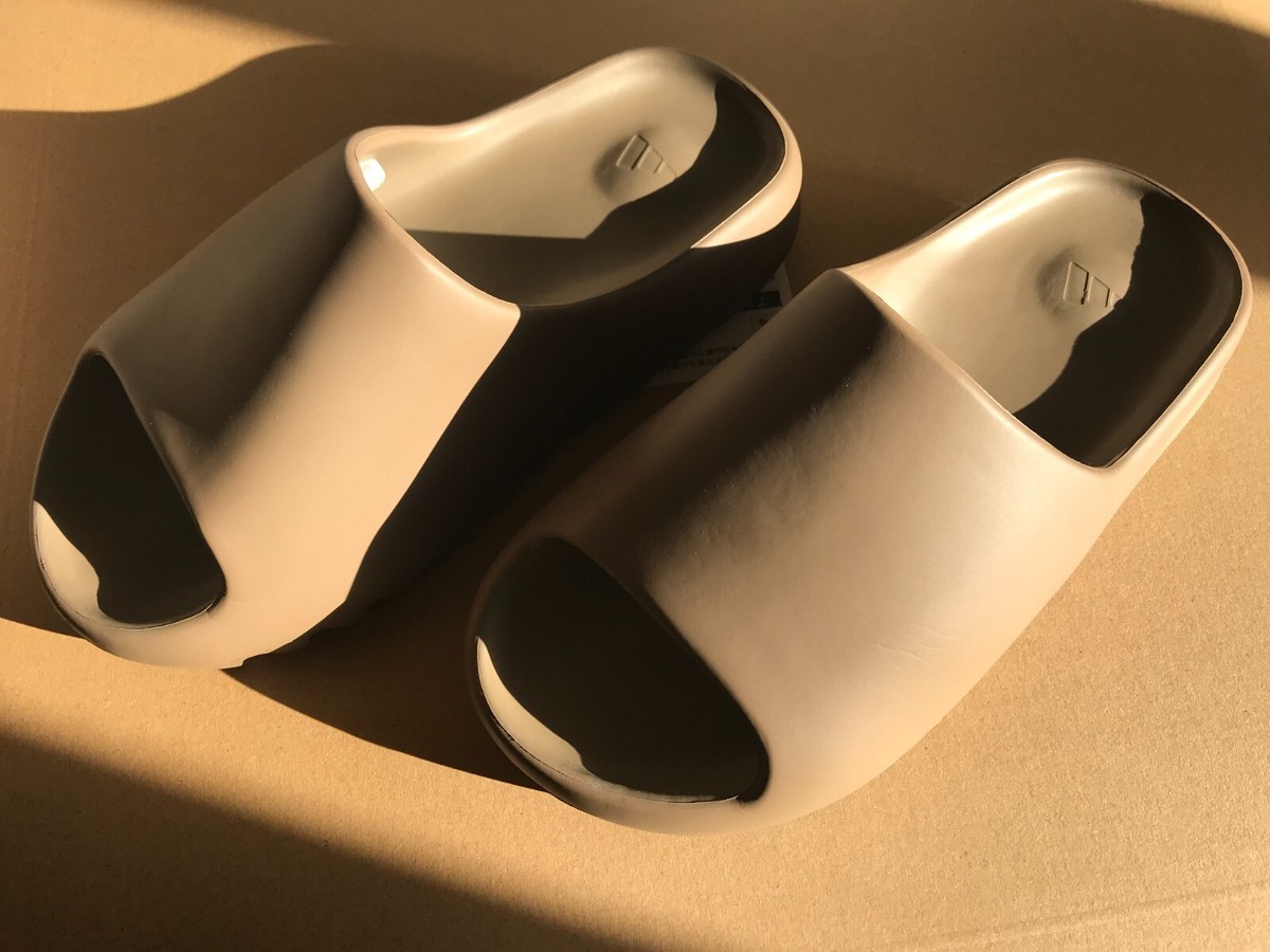 adidas yeezy slide earth