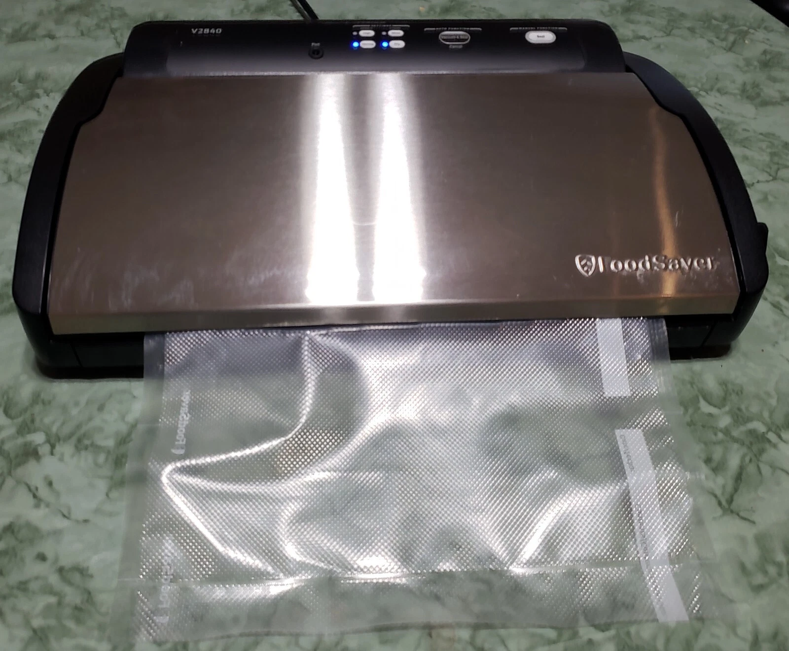 Good Used FoodSaver V2840 Stainless Steel Vacuum Sealer Prep Food Saver Tested