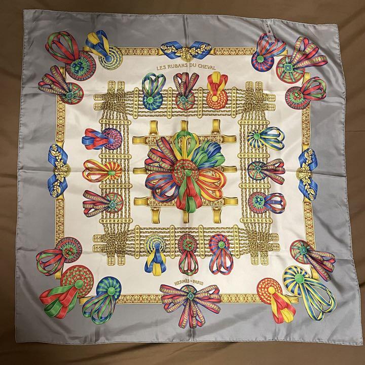 Hermes Paris Carre 90 Scarf LES RUBANS DU CHEVAL Silk Gray Hermes Paris Carre 90 Scarf LES RUBANS DU CHEVAL Silk Gray
