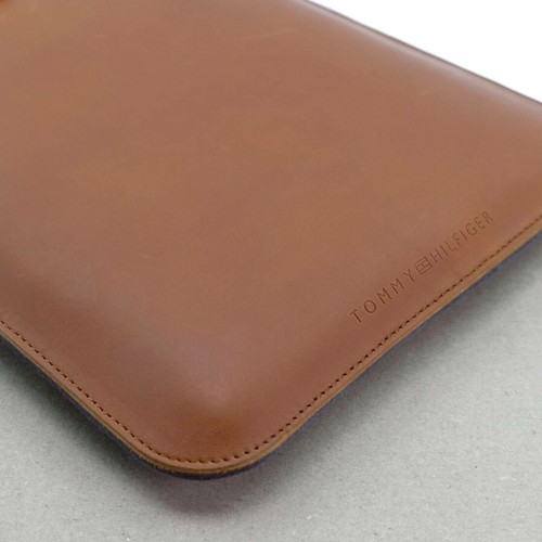Tommy Hilfiger Funda de Cuero iPad para Apple iPad 2,3,4 - Marrón - 9.7 Pulgadas - Imagen 7 de 12