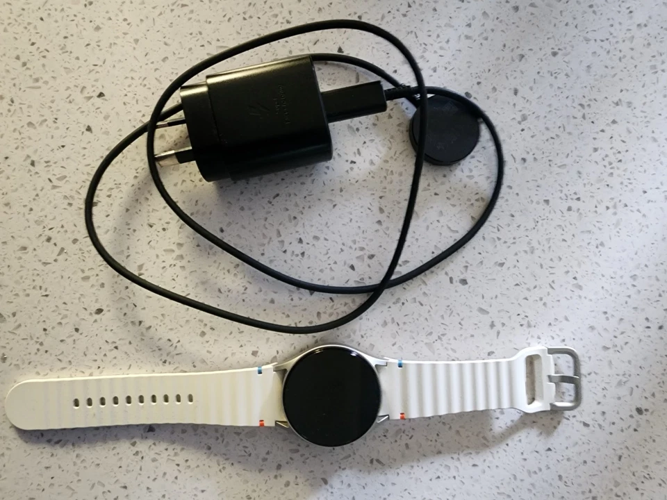 Samsung Galaxy Watch 7 Foto 2 de 3