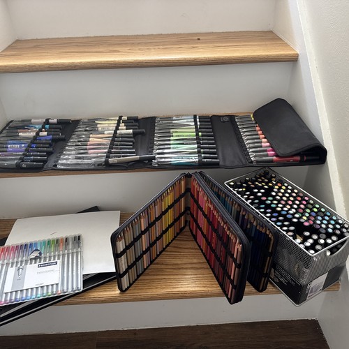 Prismacolor Lot Of Marker Various Colors Dual Tips Pen Prisma and color pencils