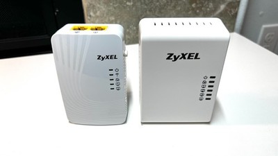 ZyXEL Powerline PLA4125 4 Port Gigabit Switch & PLA4231 Powerline extender