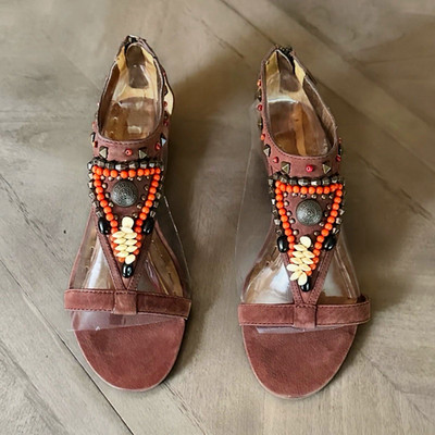 Nine West Women s Strappy Leather Sandals Beaded Studded Zip Brown 6.5