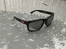Oakley Holbrook   Style  Black/Mirror Red  O  Sunglasses NEW