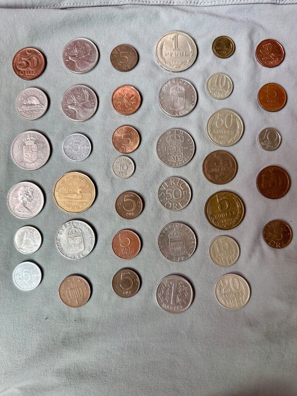 37 foreign coin lot Soviet Union, Denmark, Sweden, and more.