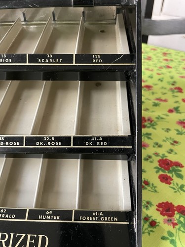 VINTAGE J. & P. COATS THREAD SPOOL COUNTERTOP CABINET DISPLAY - Bild 11 von 21