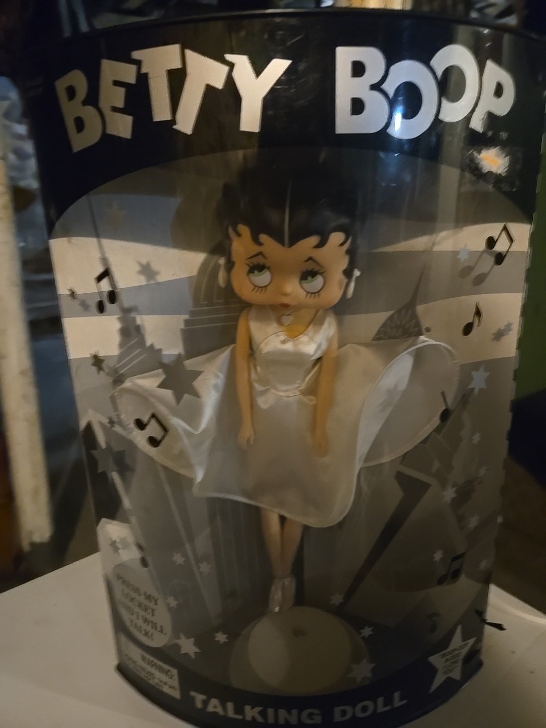 Vintage 1998 Betty Boop Talking Doll Figure in The Box.