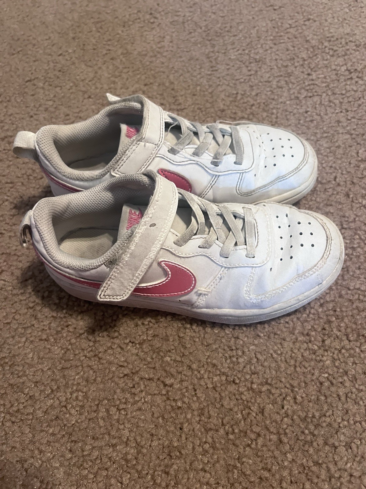 Nike Girls size 12 nike shoes Pink White
