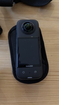 Insta360 X3 360 Grad Action Kamera, Schwarz, Inkl. Zubehörpaket