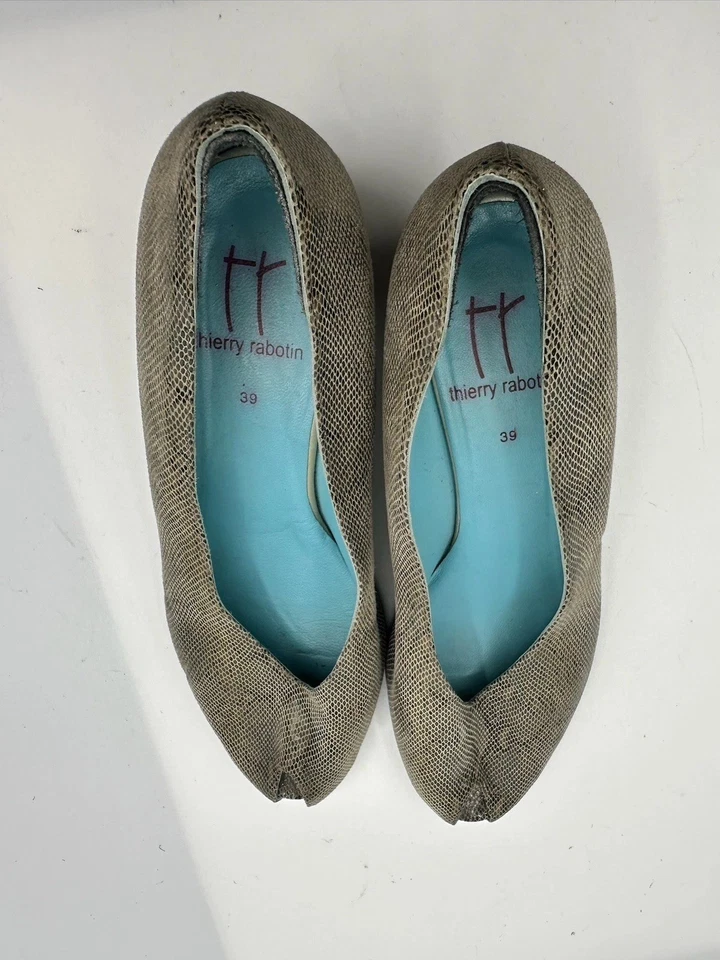 Zapatos de salón Thierry Rabotin de gamuza con estampado de piel de serpiente punta abierta tacón bajo para mujer talla 39/8,5 Foto 2 de 4