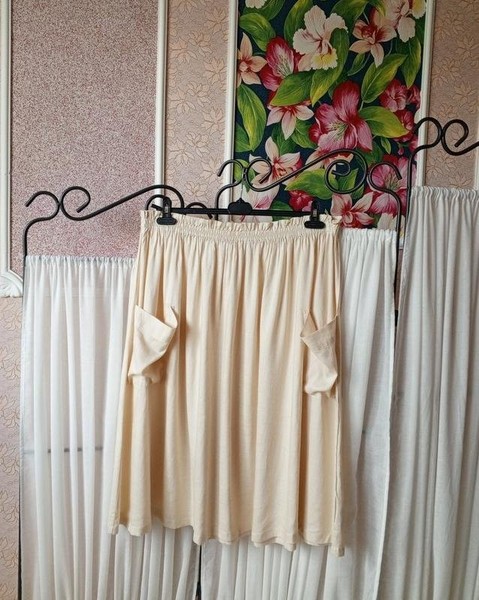 Women ASOS DESIGN Skirt Beige 22