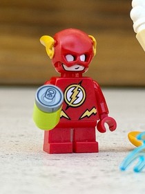 Lego Minifigs: DC Super Heroes Mighty Micros The Flash vs Captain Cold (76063)