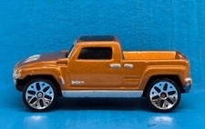 Maisto 2004 Hummer H3T Concept 1:64 Diecast Orange/rust Pickup Truck 02