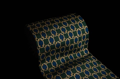Savile Row - Men's Green Chain 100% Silk Neck Tie 3.9"W x 58 - Picture 4 of 6
