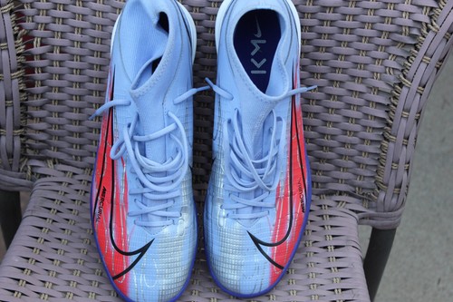 SCARPE DA CALCIO NIKE DB 2862-506 MERCULIAR KM INDOR VIOLA/ROSSO TAGLIA 11 IN PERFETTE CONDIZIONI - Foto 2 di 7