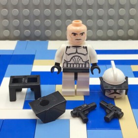 LEGO Star Wars Clone Trooper Minifigure Black Kama Visor Pauldron 8014 sw0223