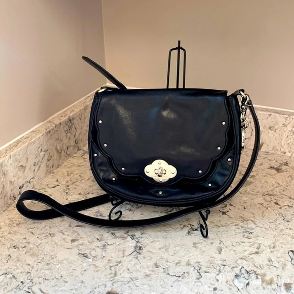 Michael kors scalloped bag hotsell