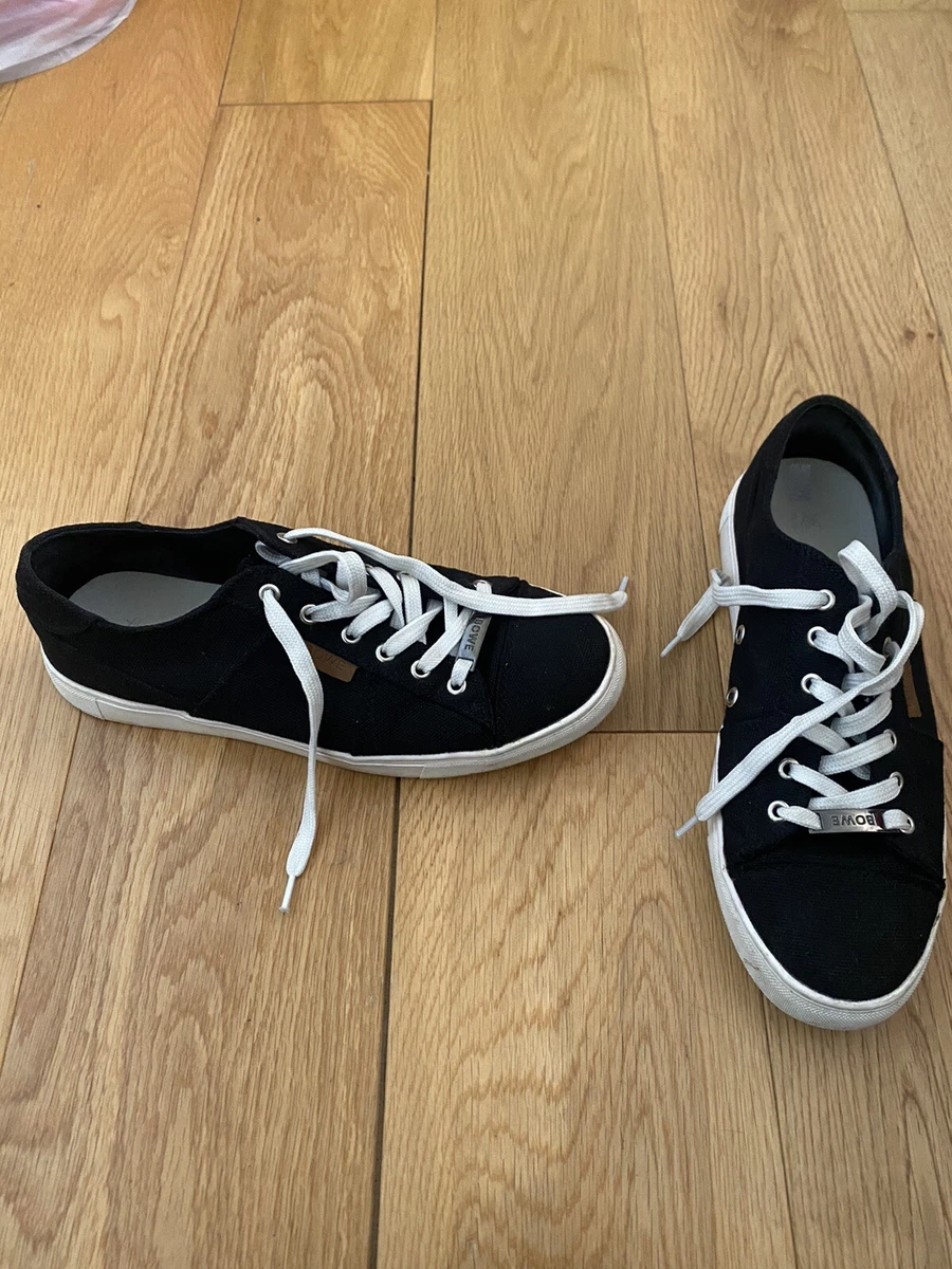 Canvas shoes deals near me