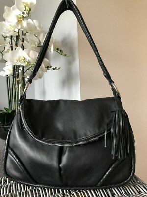 BATA and more Handtasche Leder schwarz Schultertasche 