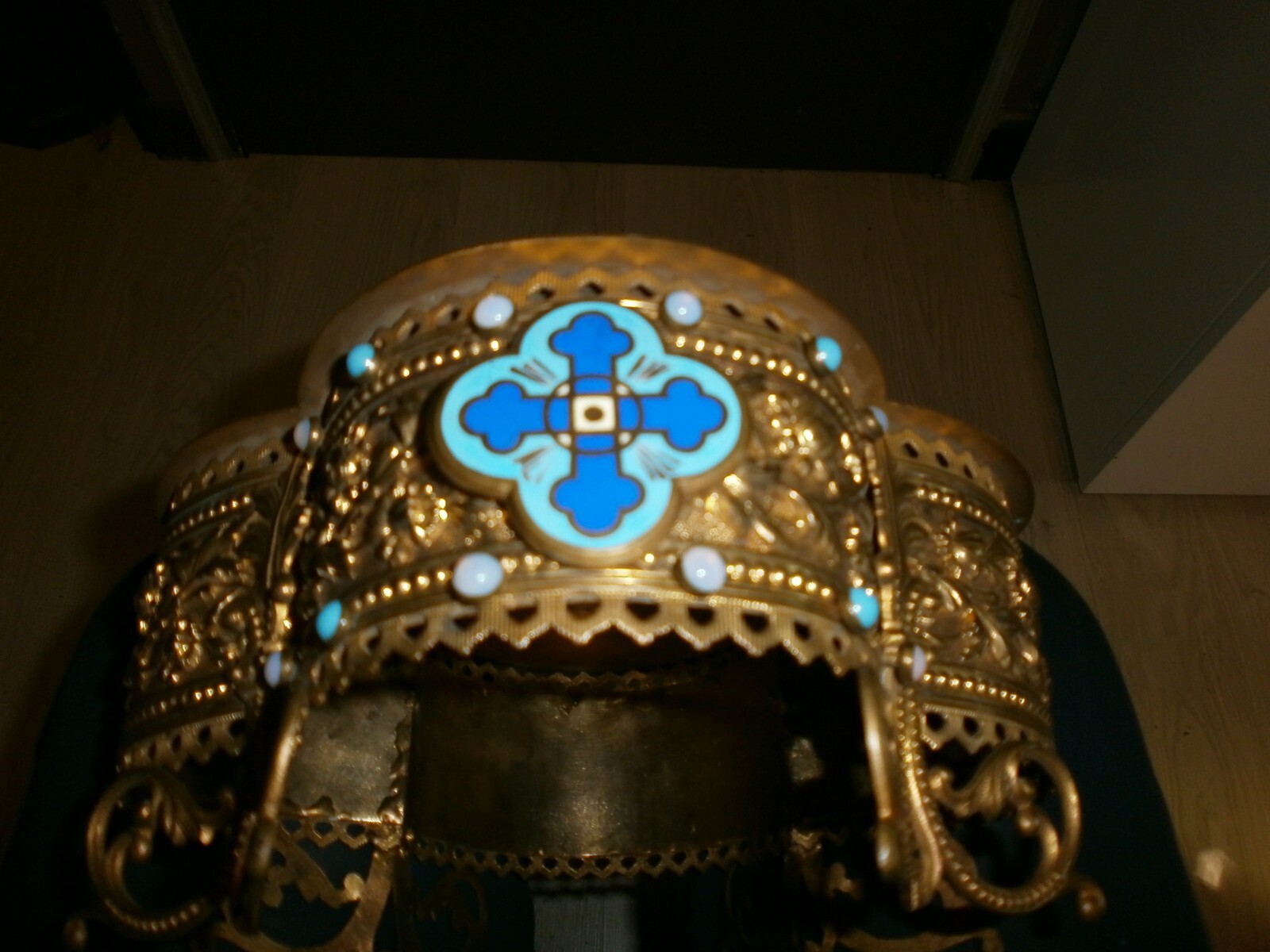 Picture 8 of 9