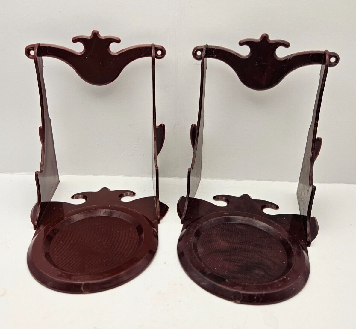 Westland Plastics Brown Tea Cup & Saucer Display Stand or Wall Hanger