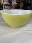 Vintage Pyrex Light Green 441 Cinderella Mixing Bowl 1 1/2 pt