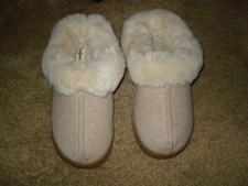 New Dearfoams Ladies / Women's Tan Slippers Small 5-6