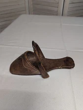 Victorian Pigskin Leather Clad Side saddle Slipper Stirrup sidesaddle. Cira 1850