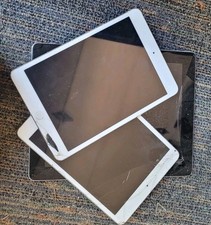 3 Apple iPad a1395 16gb Broken For Parts