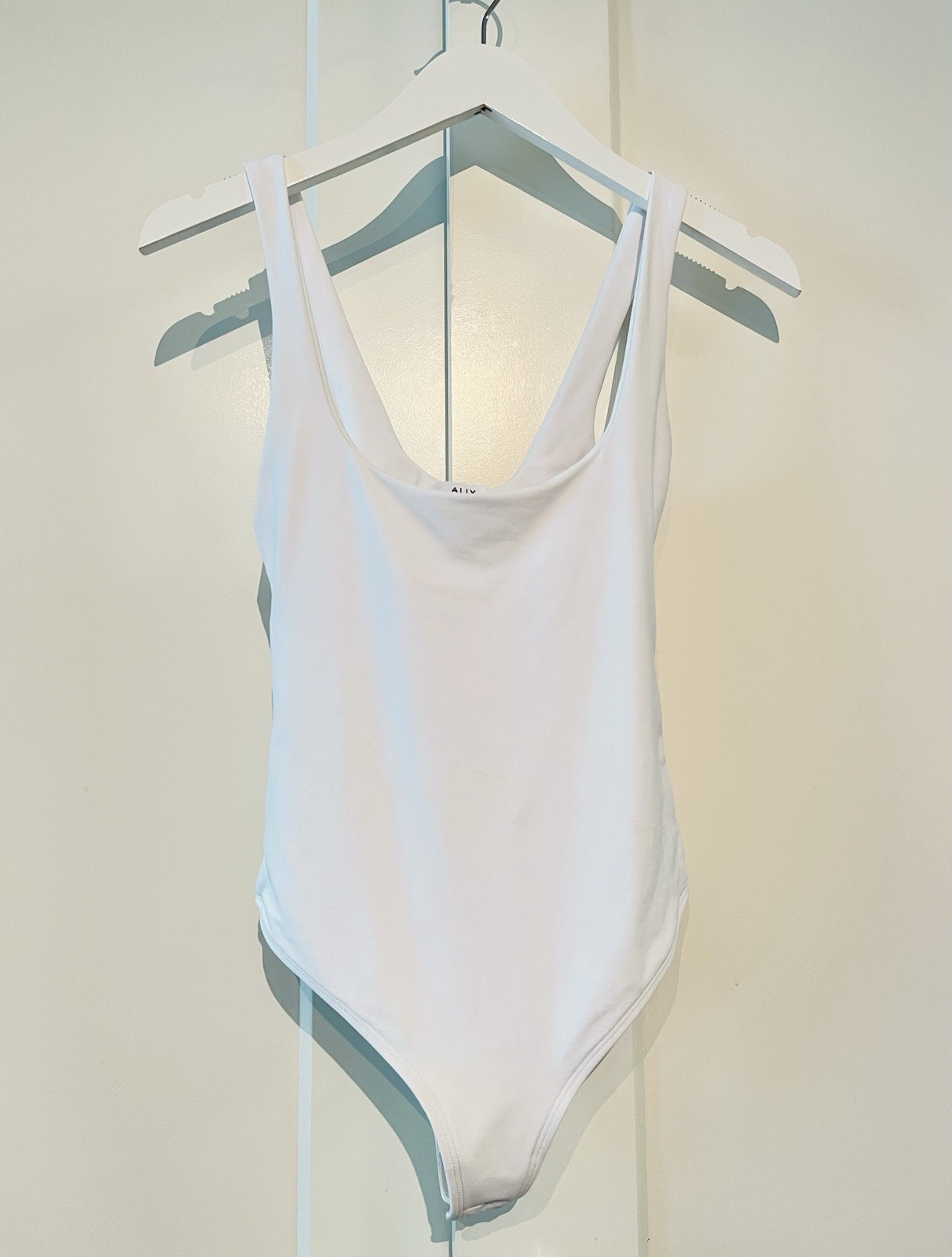Alix NYC 🤍 XS (Fits XXS) White Bodysuit