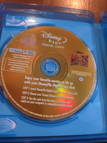 Mars Needs Moms 3D 4 Disc Set (Blu-Ray, 3D, DVD, Digital Copy, 2011) - Picture 6 of 6