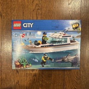 Lego 60221 | eBay