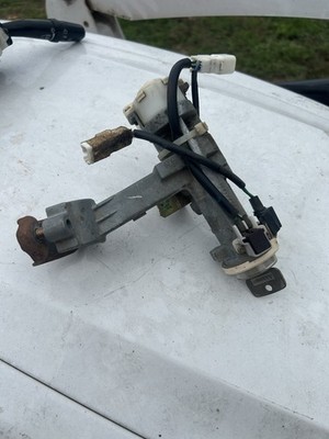 1996-2002 Toyota 4Runner Ignition Switch Lock Cylinder With Key With Warranty